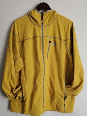 Eddie Bauer First Ascent Men's Yellow Hooded Jacket